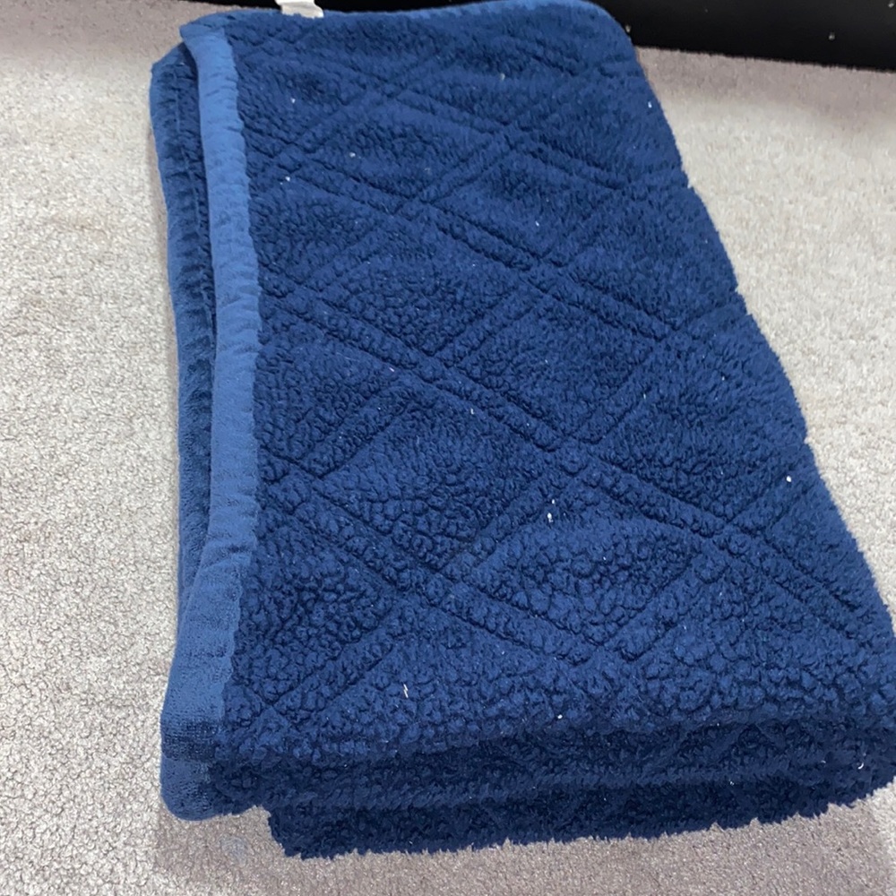 Polyester Sherpa Style Blanket